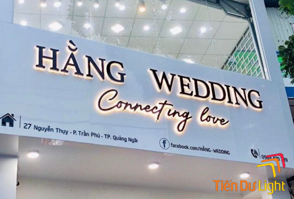 Tìm hiểu về biển quảng cáo studio ao cưới