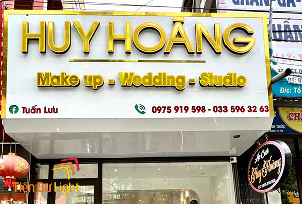 Các loại biển quảng cáo studio áo cưới