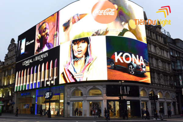 Biển quảng cáo LED tấm lớn