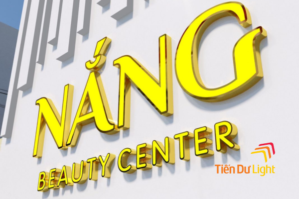 Bảng hiệu mica chữ nổi spa