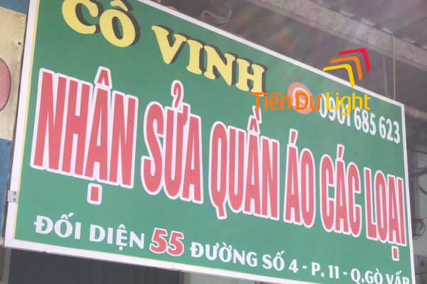 Bảng hiệu sữa chữa quần áo in bạt