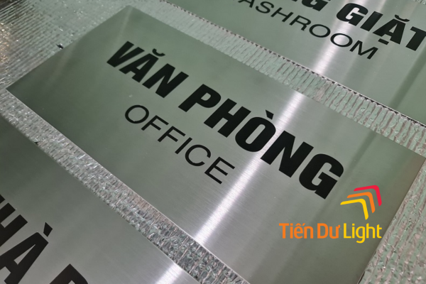 Biển treo cửa phòng inox