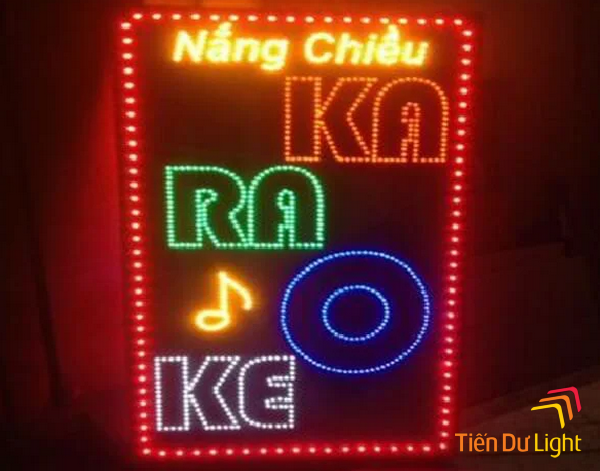 Tham khảo mẫu biển vẫy karaoke đẹp
