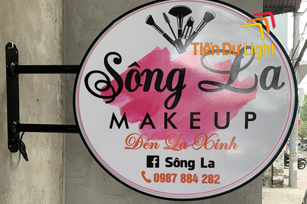 Các loại biển vẫy makeup đẹp, độc đáo, hút khách