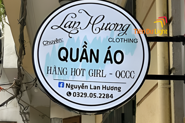 Mẫu biển vẫy shop quần áo đẹp