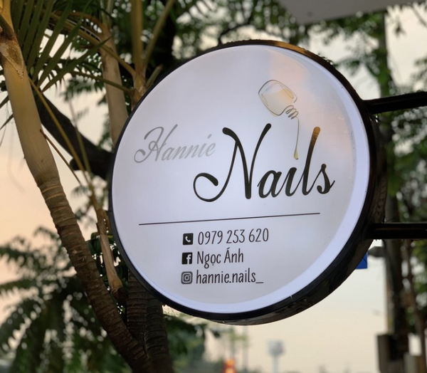 Ưu điểm của biển vẫy spa