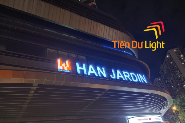 Chữ nổi khả năng thu hút mạnh mẽ