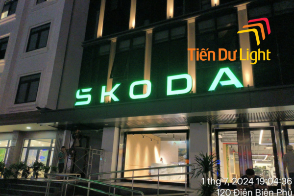 Chữ hộp đèn ngoài trời đẹp