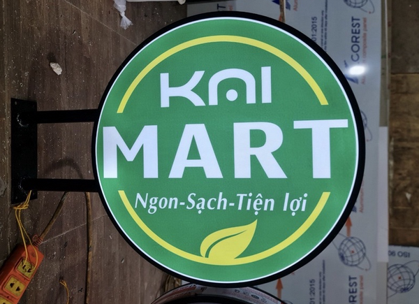 Ưu và nhược điểm của biển hộp đèn mica 