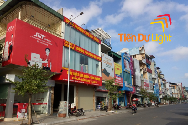 Đặt biển quảng cáo đúng quy định đảm bảo an toàn