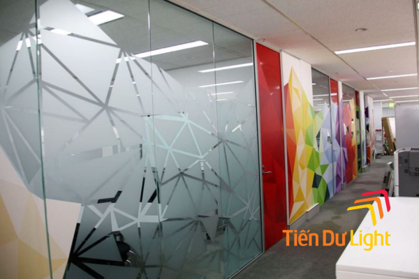 Decal mờ và decal màu
