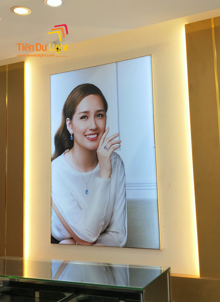 Hộp đẹp siêu mỏng có cấu tạo mỏng nhẹ