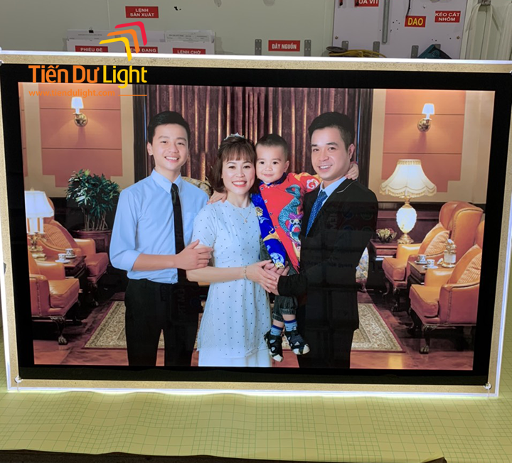 Giá hộp đèn siêu mỏng không cố định