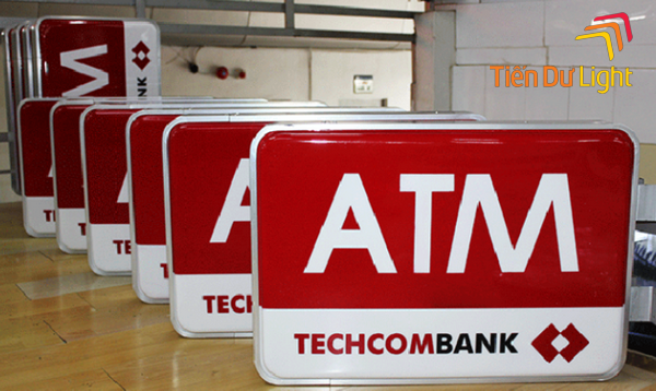 Từ A - Z những điều cần biết về hộp đèn hút nổi chữ nhật