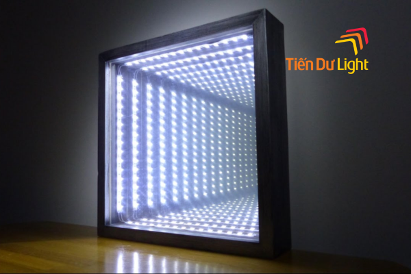 Hộp đèn led vô cực