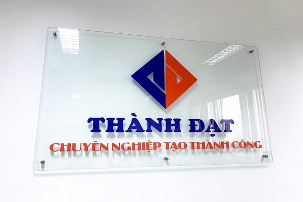 In biển công ty mica đẹp, giá tốt, chất lượng cao