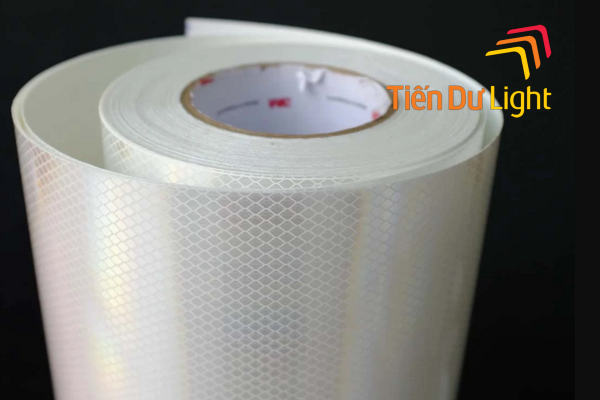 Có nên in decal 3m phản quang không?