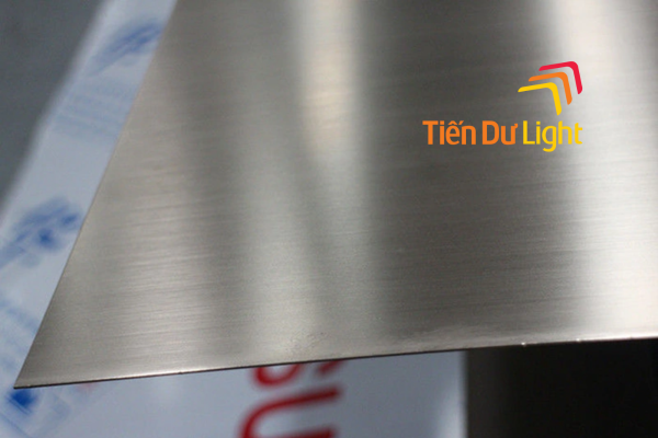 Inox bạc xước là loại thép không gỉ