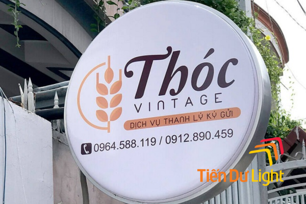 Bảng hiệu treo mica hút nổi