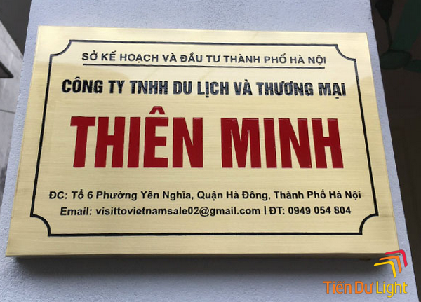 Tìm kiếm đơn vị làm bảng hiệu công ty uy tín