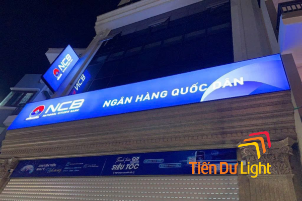 Làm bảng hiệu quảng cáo đà nẵng - Tiến Dư Light