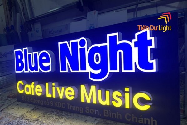 Bảng hiệu mica đẹp