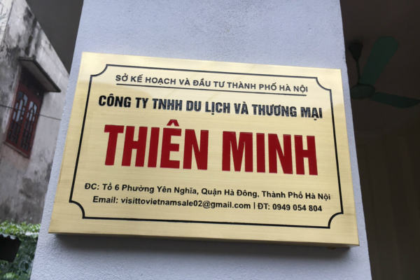 Biển công ty inox in UV