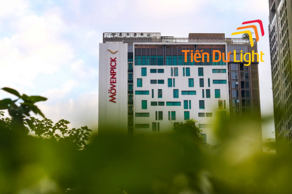 Mẫu biển quảng cáo Hà Nội - Logo chữ nổi tòa nhà