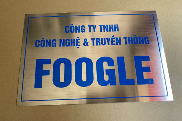 Biển inox ăn mòn công ty