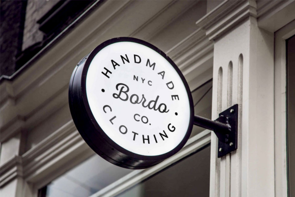 Làm biển quảng cáo nhỏ phù hợp mọi vị trí lắp đặt