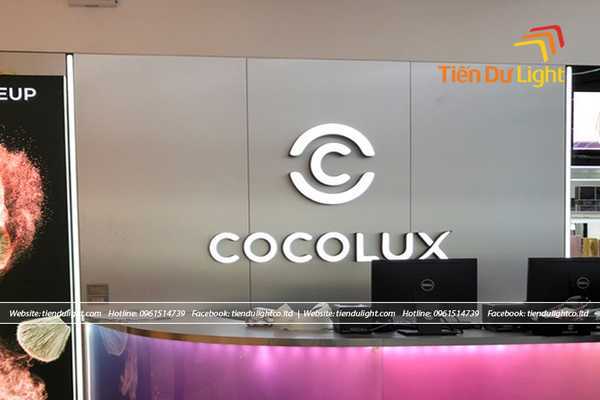 Logo chữ nổi mica ứng dụng rộng rãi