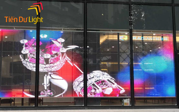 màn hình led trong suốt dán kính đẹp, sang trọng