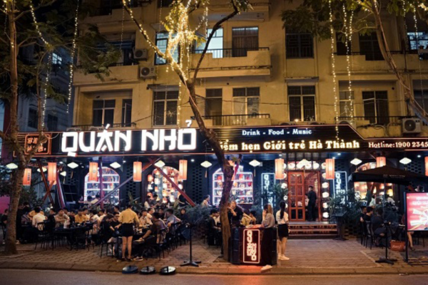 Lưu ý xác định đúng phong cách quán để chọn mẫu biển phù hợp