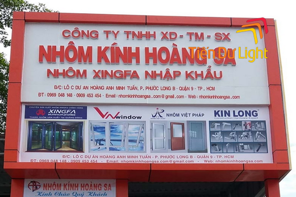 Tham khảo mẫu biển quảng cáo nhôm kính đẹp