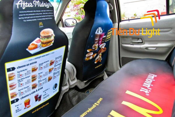 Quảng cáo trên xe taxi