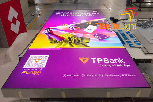 Hộp đèn nhét canh không viền độc đáo, in UV