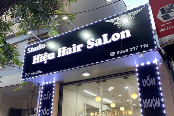 Mệnh mộc làm biển quảng cáo màu gì hợp phong thủy nhiều người quan tâm