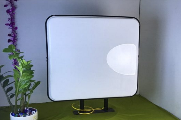 Mica sành ứng dụng làm biển hộp đèn