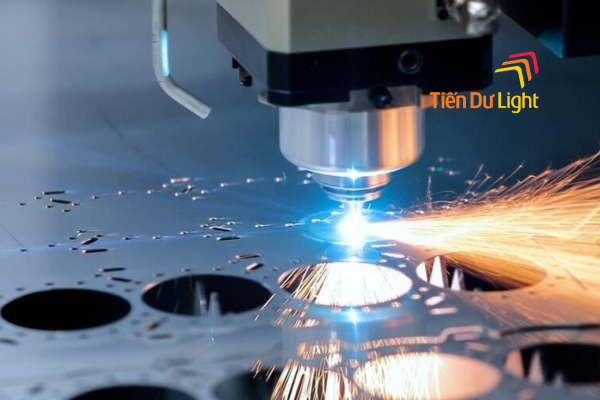 Sản phẩm của công nghệ cắt gọt kim loại là gì