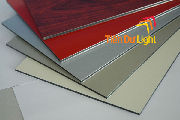 Tấm alu làm biển quảng cáo