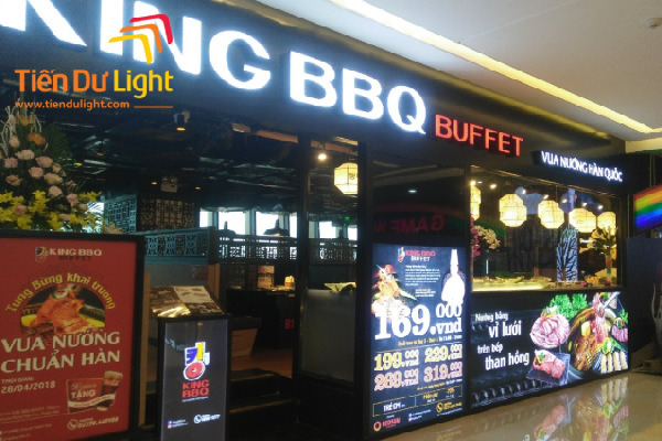 Thi công bộ chữ nổi cửa hàng King BBQ