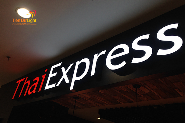 Thi công ý tưởng làm biển quảng cáo sáng tạo