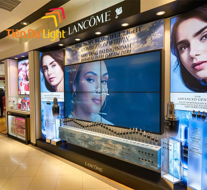 Digital Signage hấp dẫn khách hàng