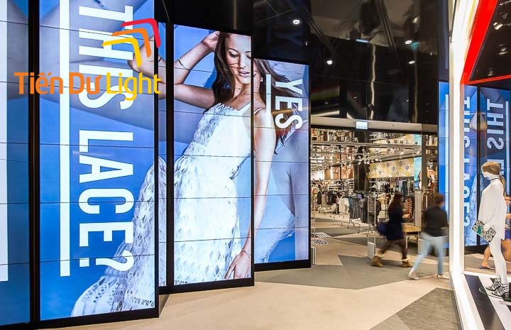 Digital Signage hấp dẫn khách hàng