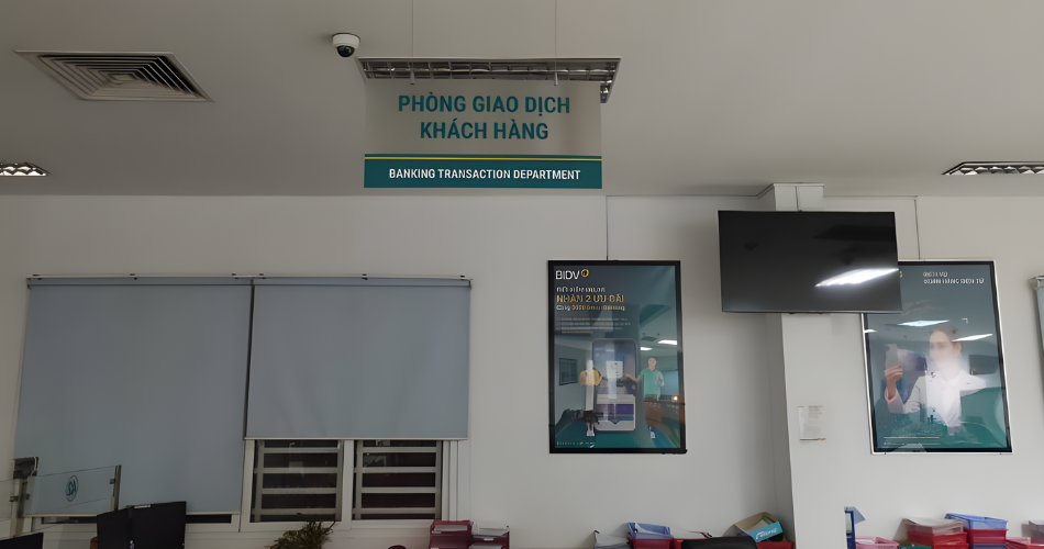 Dễ dàng tháo lắp, thay đổi nội dung