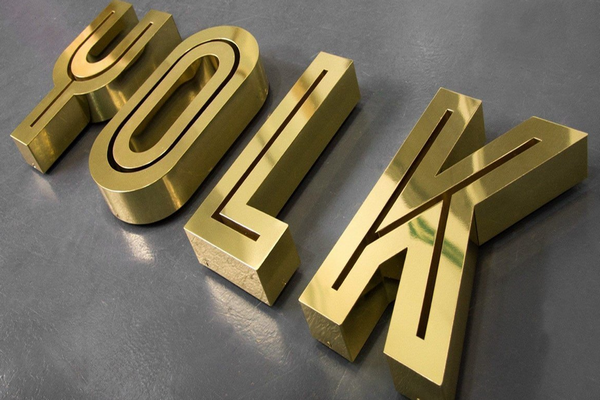 Chữ nổi inox vàng gương ấn tượng, thu hút