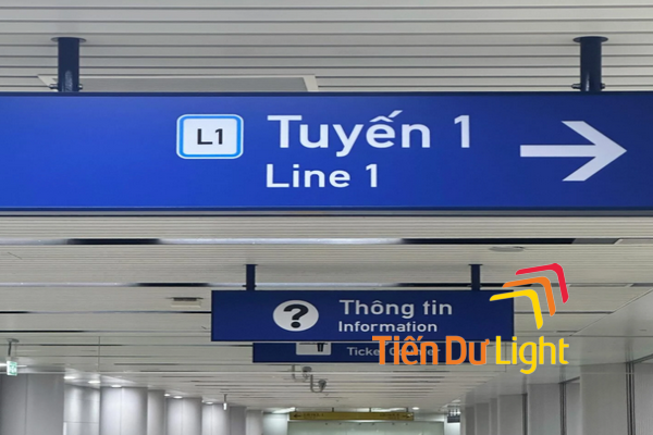 Biển chỉ dẫn màu xanh được ưa chuộng