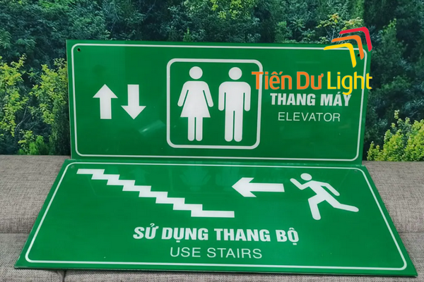 Biển chỉ dẫn hướng đi thang máy tiện lợi