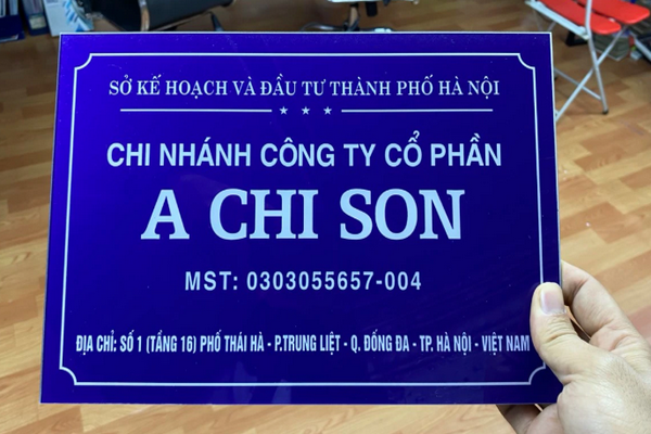 Làm biển công ty lấy ngay giá tốt, đẹp, bắt mắt