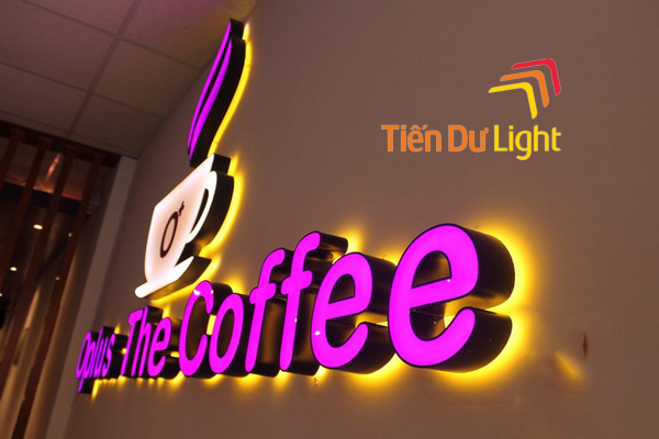 Đặc điểm của bảng hiệu chữ nổi mica LED